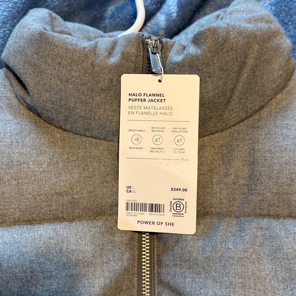 NWT Athleta Halo Flannel puffer jacket - Picture 4 of 6